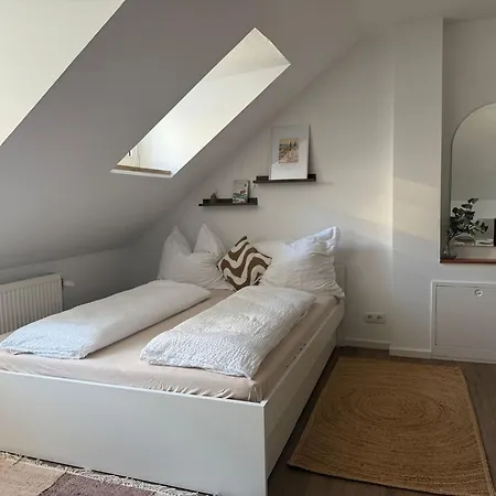 Urban Retreat - & Free Parking Wurtzbourg