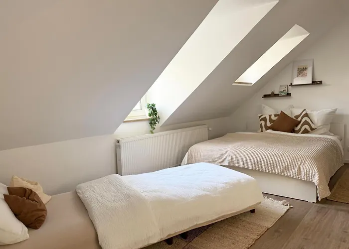 Urban Retreat - & Free Parking